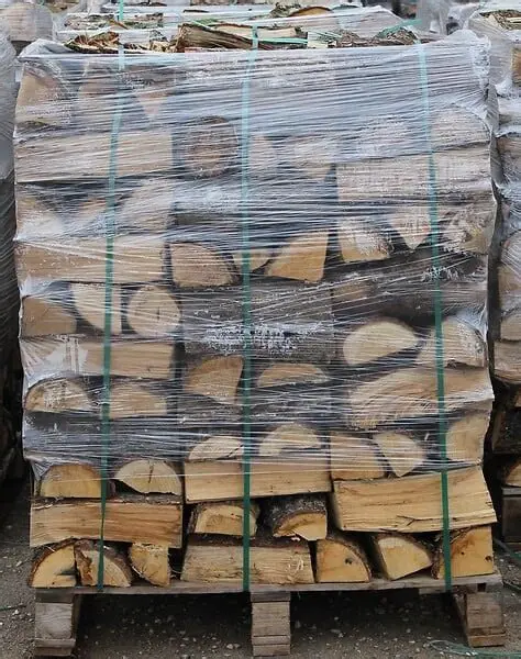 Bois de chauffage feuillus mélangés 33 cm – Palette 1,8 m³